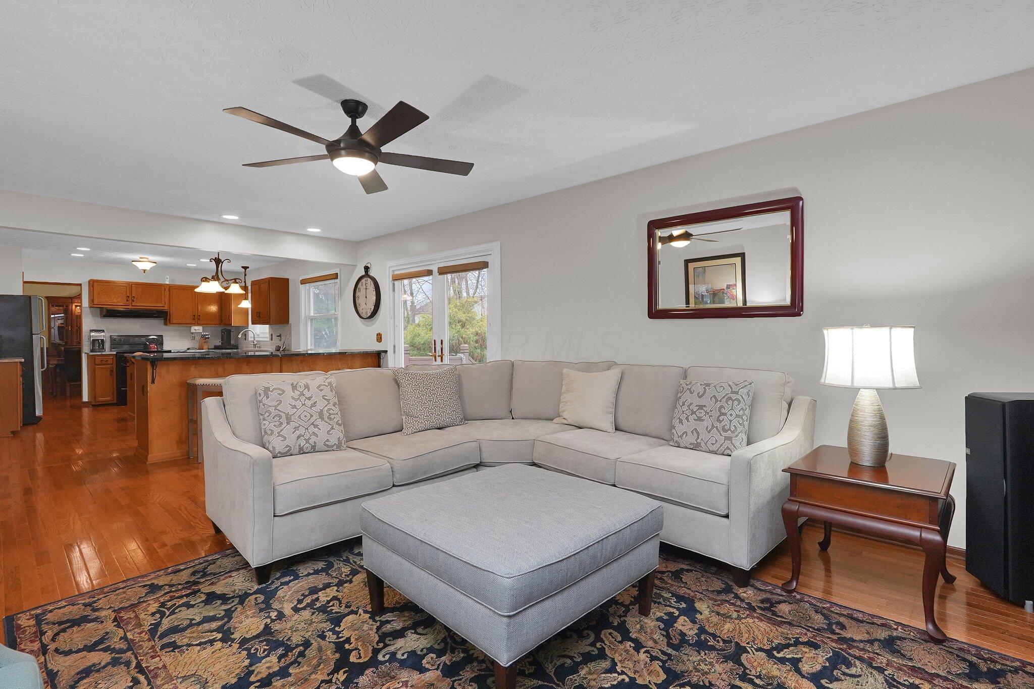 8017 Oakwind Court, Westerville, Ohio image 17