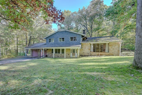Photo of 9408 Robinhood Circle, Westerville, OH 43082 (MLS # 226038783)