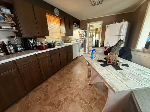 Tiny photo for 90 2nd Street, Shelby, OH 44875 (MLS # 225045522)