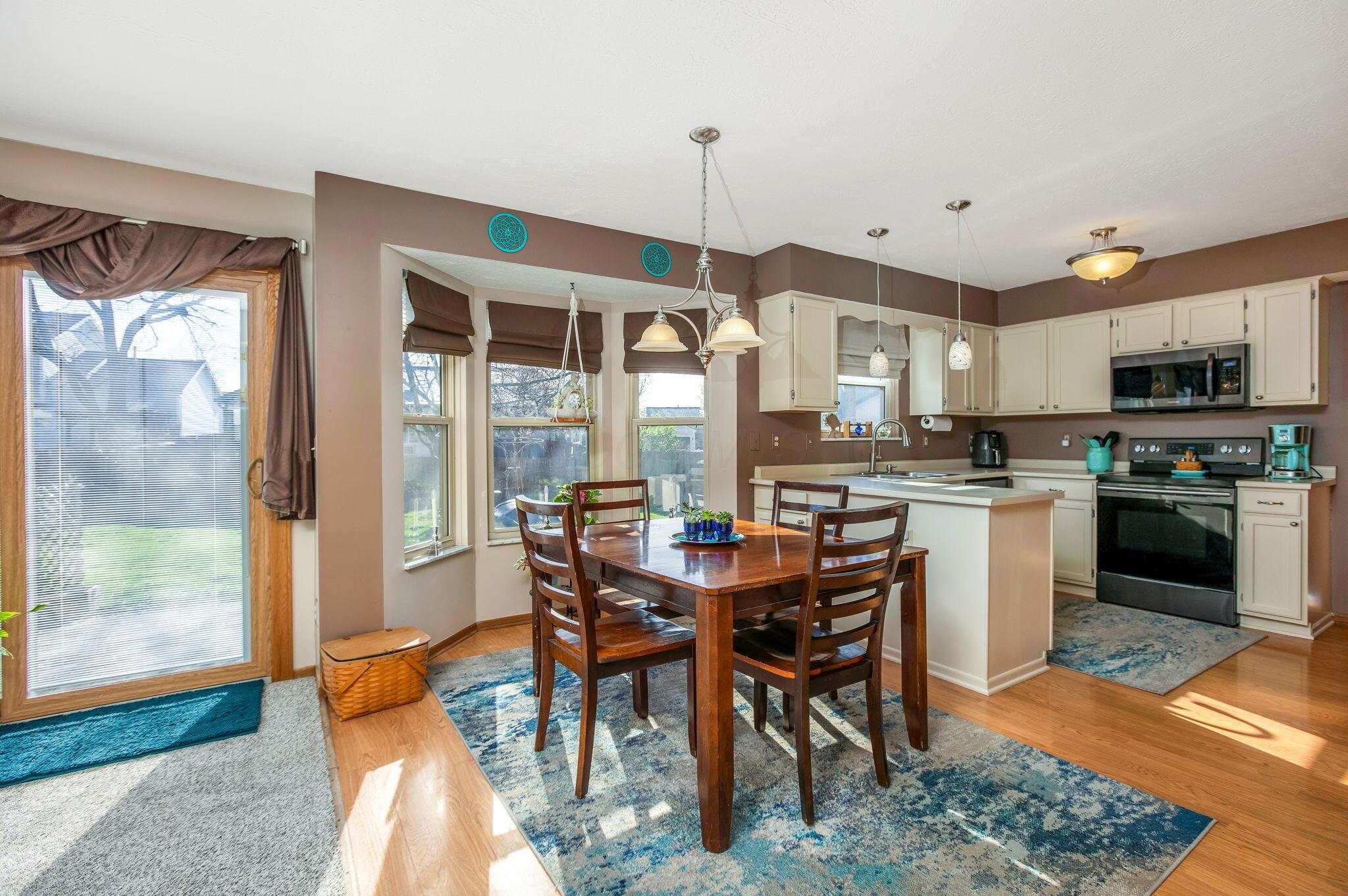 3274 Tumwater Valley Drive, Pickerington, Ohio image 17