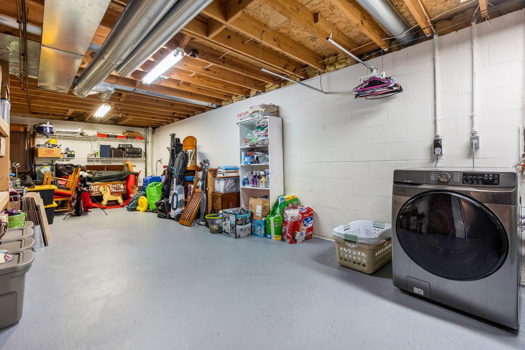 3274 Tumwater Valley Drive, Pickerington, Ohio image 30