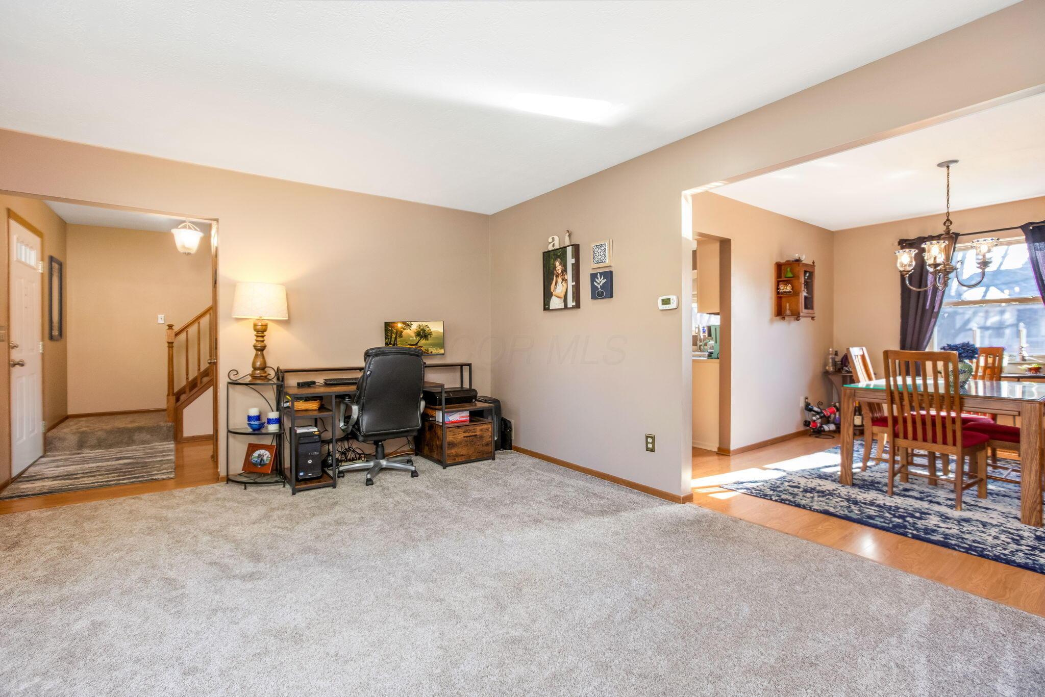 3274 Tumwater Valley Drive, Pickerington, Ohio image 9