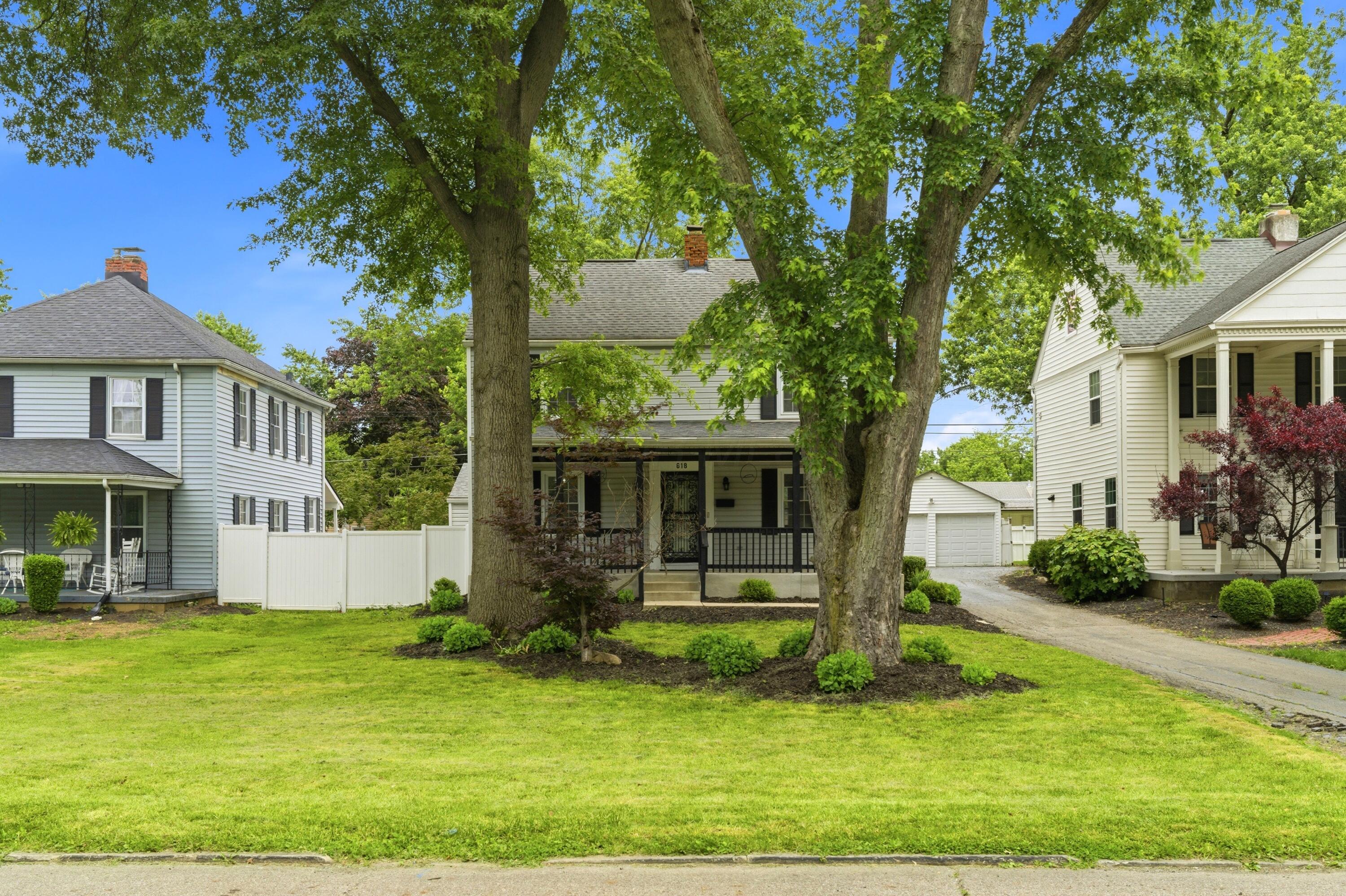 618 Eastmoor Boulevard