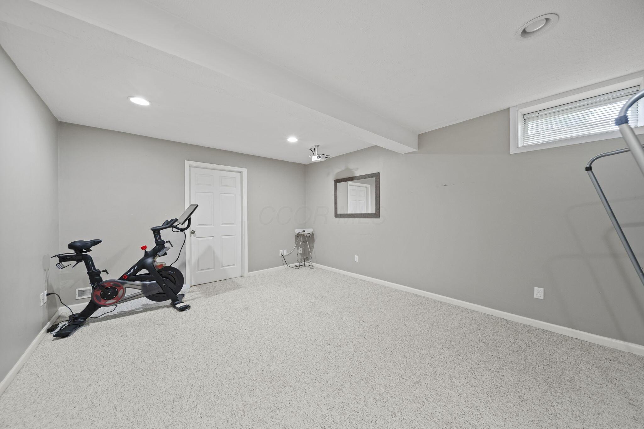 1400 Wild Horse Drive, Grove City, Ohio image 38