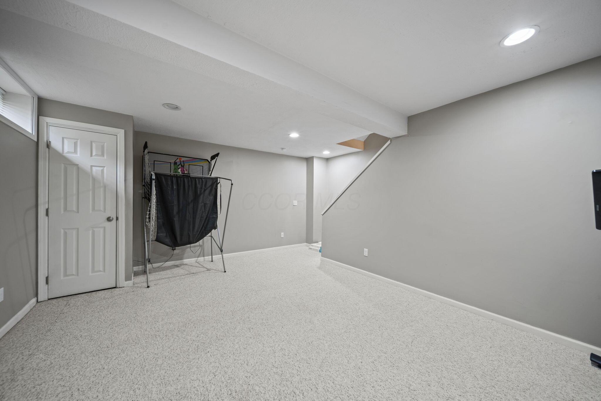 1400 Wild Horse Drive, Grove City, Ohio image 40