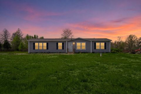 Photo of 22901 Bear Swamp Road, Marysville, OH 43040 (MLS # 226027030)