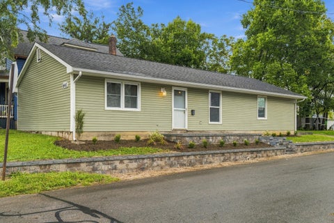 Photo of 641 Siebert Street, Columbus, OH 43206 (MLS # 226035828)