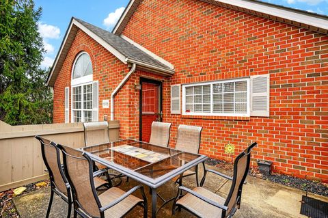 Tiny photo for 6836 Newrock Drive 21 #21, New Albany, OH 43054 (MLS # 226006399)