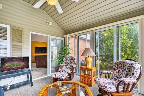 Tiny photo for 6836 Newrock Drive 21 #21, New Albany, OH 43054 (MLS # 226006399)