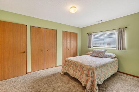 Tiny photo for 6836 Newrock Drive 21 #21, New Albany, OH 43054 (MLS # 226006399)