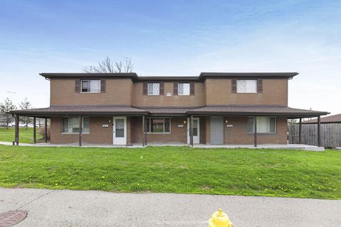 Photo of 6613-6617 E Livingston Avenue, Reynoldsburg, OH 43068 (MLS # 226011775)