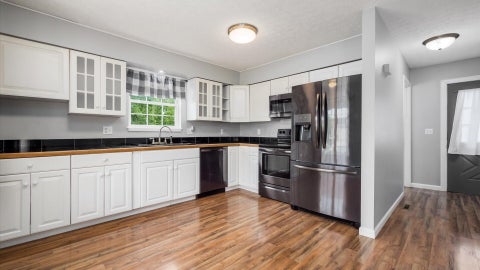 Tiny photo for 514 Zanesville Avenue, Thornville, OH 43076 (MLS # 226028084)