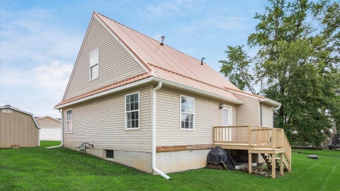 Tiny photo for 514 Zanesville Avenue, Thornville, OH 43076 (MLS # 226028084)