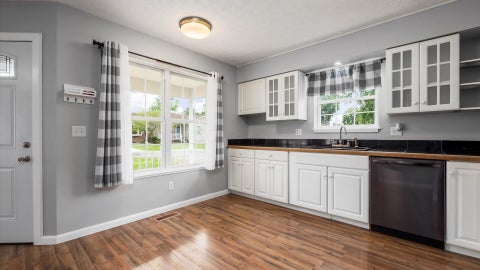 Tiny photo for 514 Zanesville Avenue, Thornville, OH 43076 (MLS # 226028084)