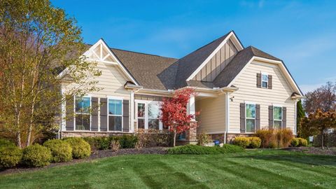 Photo of 1825 Hazelwood Drive, Pataskala, OH 43062 (MLS # 224038619)