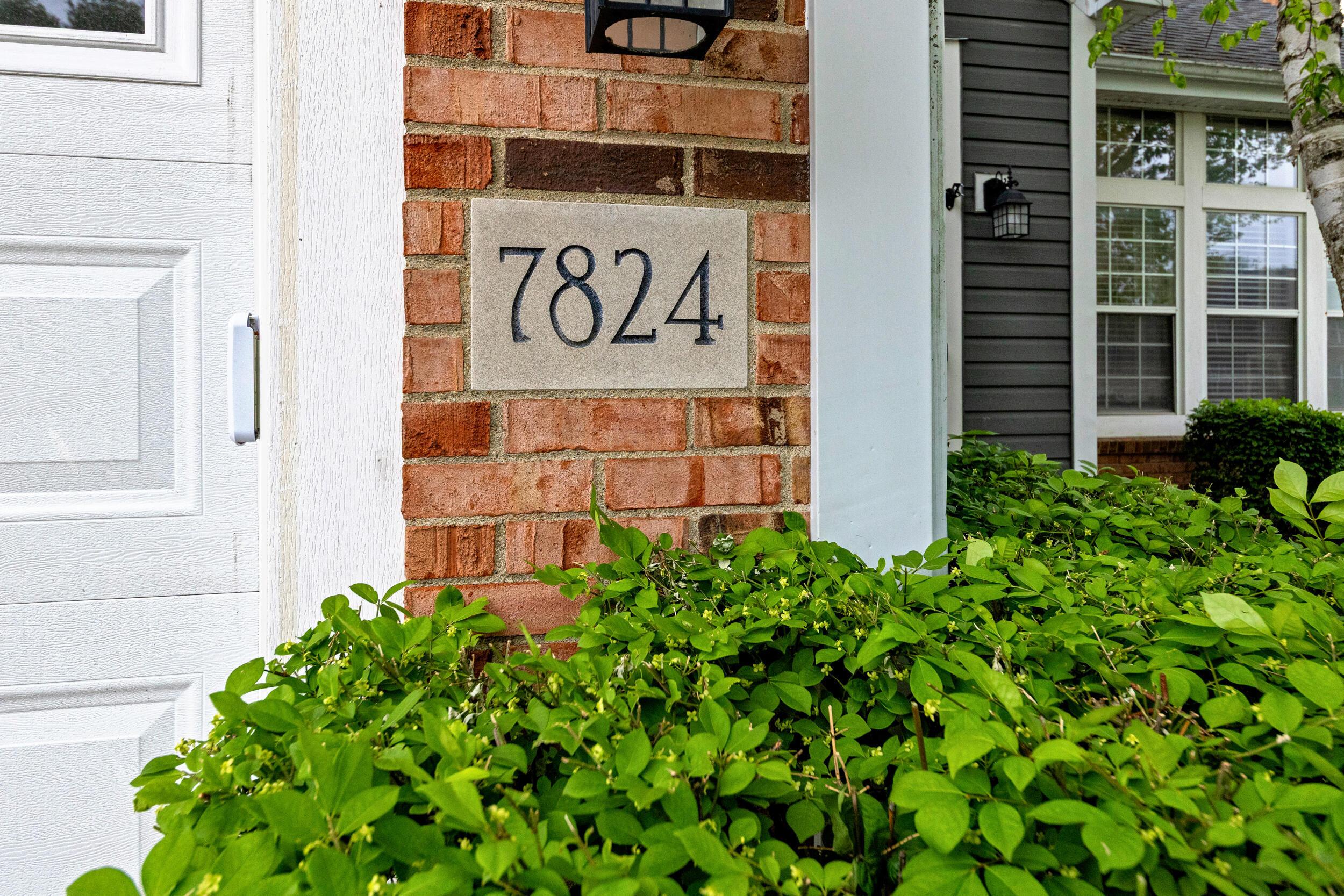 7824 Oakland Hills Court