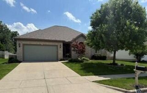 Photo of 999 Laketree Court W, Westerville, OH 43081 (MLS # 226017905)