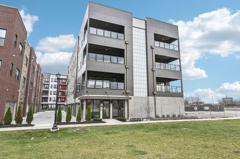 Photo of 270 Dickenson Street 202 #202, Columbus, OH 43215 (MLS # 224028596)