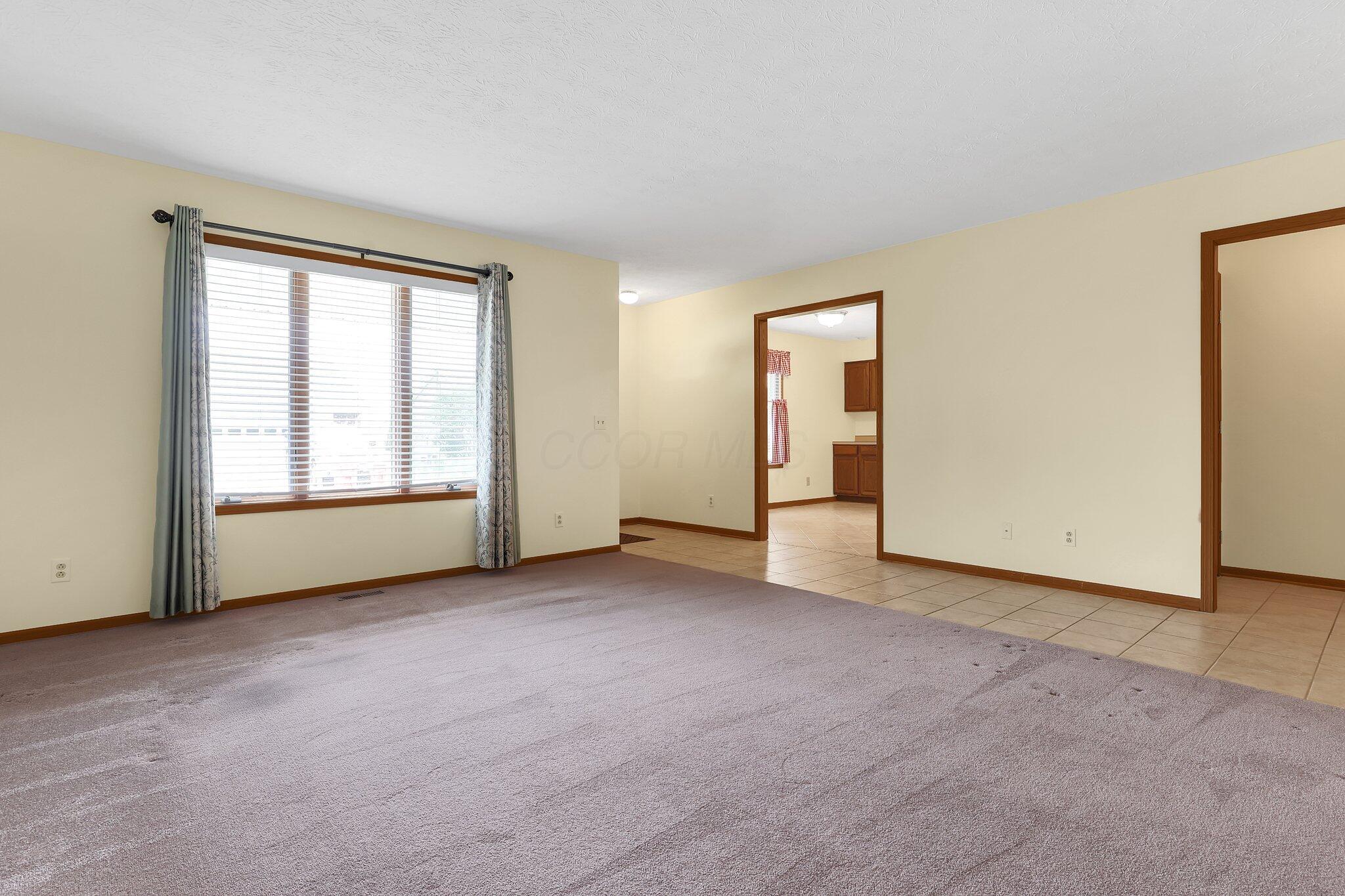 329 Bishop Drive, London, Ohio image 7