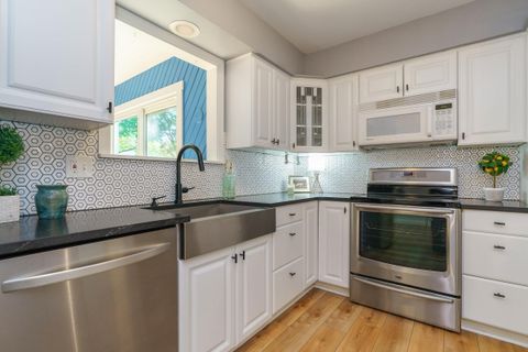 Tiny photo for 106 N Ormsbee Avenue, Westerville, OH 43081 (MLS # 225036472)
