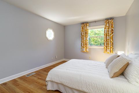 Tiny photo for 106 N Ormsbee Avenue, Westerville, OH 43081 (MLS # 225036472)