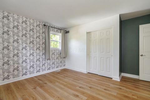 Tiny photo for 106 N Ormsbee Avenue, Westerville, OH 43081 (MLS # 225036472)