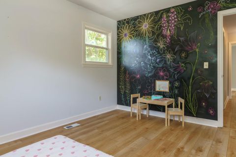Tiny photo for 106 N Ormsbee Avenue, Westerville, OH 43081 (MLS # 225036472)