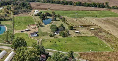 Photo of 7509 Granville Road, Mount Vernon, OH 43050 (MLS # 225038800)