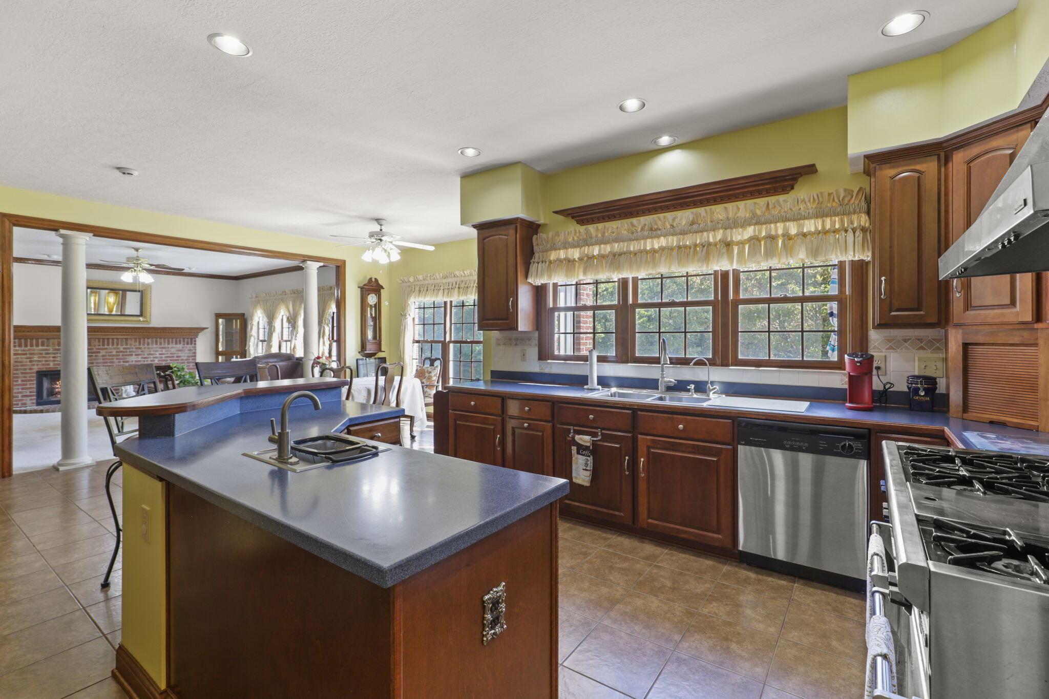 80 Waters Edge Drive, Hebron, Ohio image 43