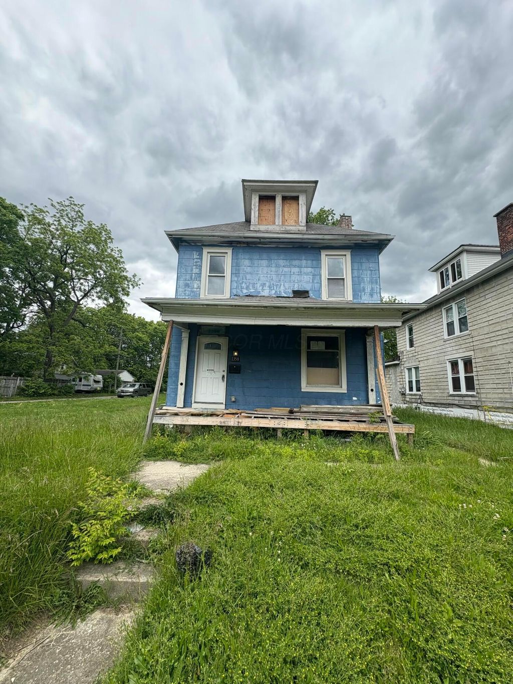 Photo of 1358 E Fulton Street, Columbus, OH 43205 (MLS # 226017307)