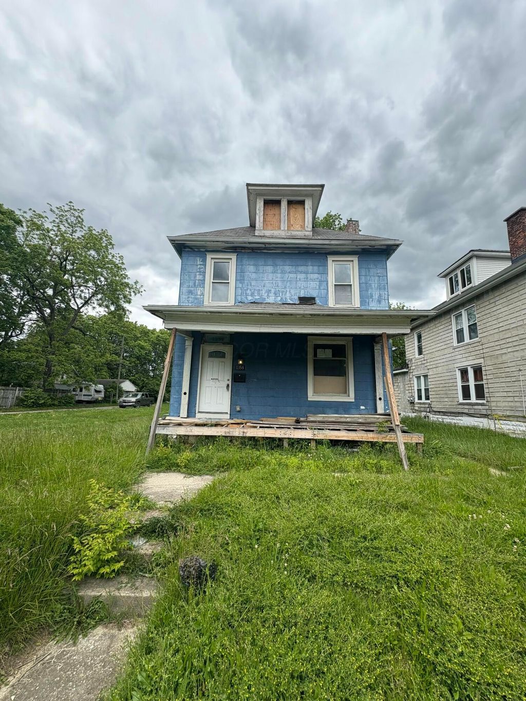 Photo of 1358 E Fulton Street, Columbus, OH 43205 (MLS # 226017307)