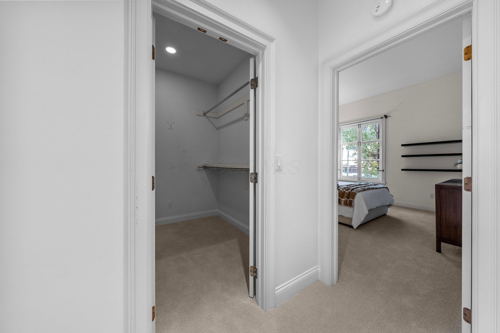382 E Town Street, Columbus, Ohio image 45