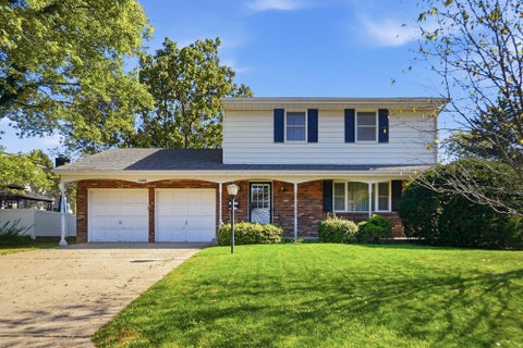 Photo of 1280 Bellflower Avenue, Columbus, OH 43204 (MLS # 226040214)