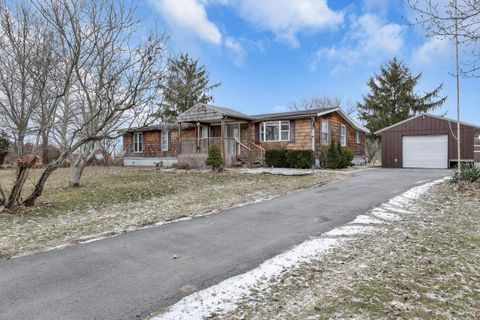 Photo of 3432 London Lancaster Road, Groveport, OH 43125 (MLS # 226001833)