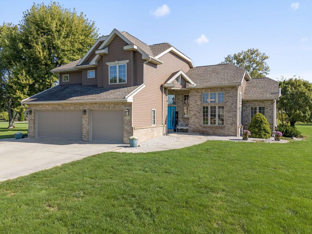 Photo of 109 Duck Pond Road, Upper Sandusky, OH 43351 (MLS # 226014403)