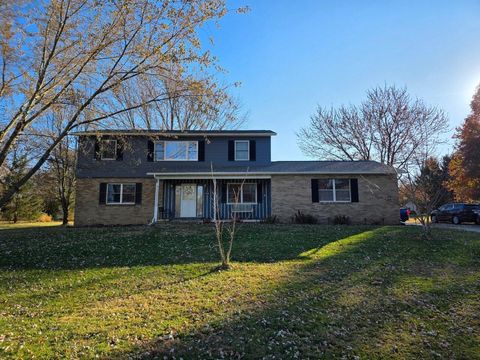 Photo of 7835 E Ohio State Lane NW, Lancaster, OH 43130 (MLS # 225043574)