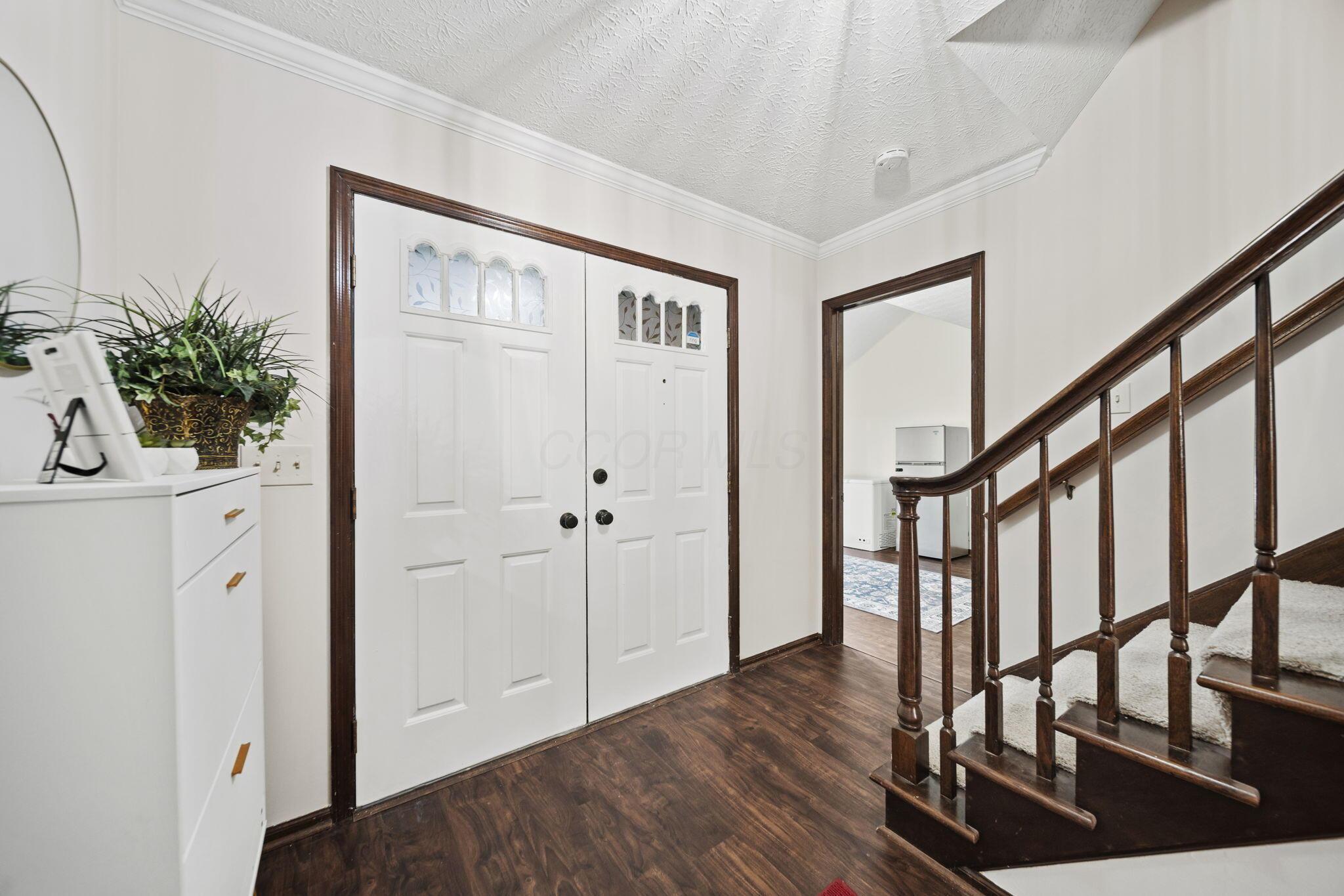 2403 Olde Sawmill Boulevard, Dublin, Ohio image 6