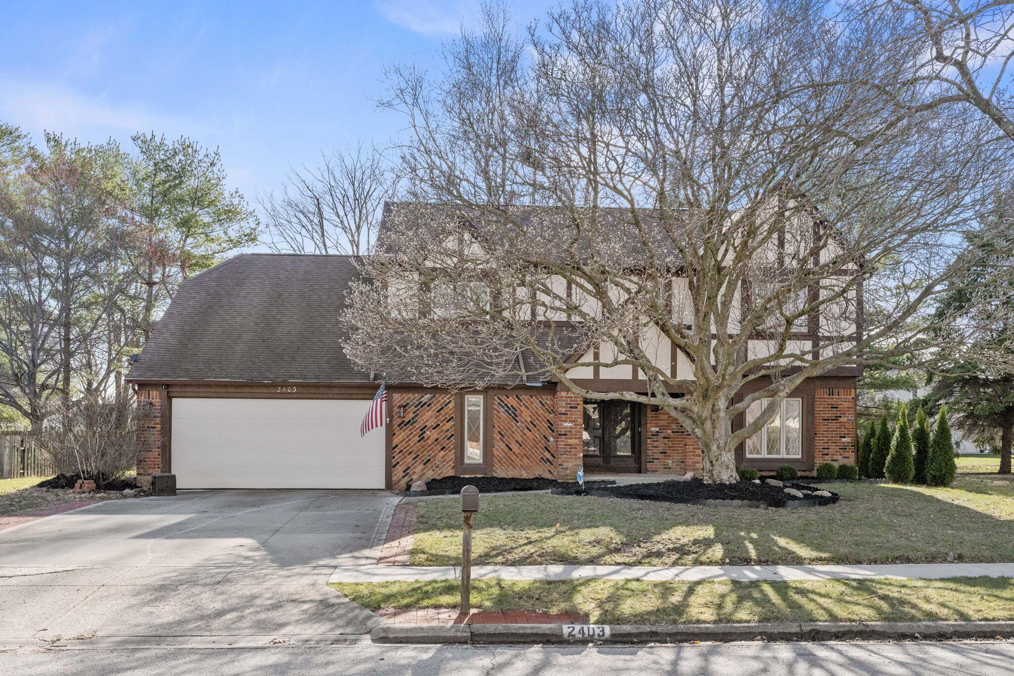 2403 Olde Sawmill Boulevard, Dublin, Ohio image 1