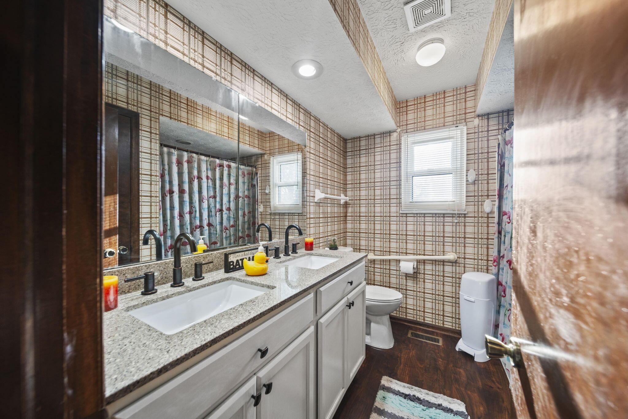 2403 Olde Sawmill Boulevard, Dublin, Ohio image 35
