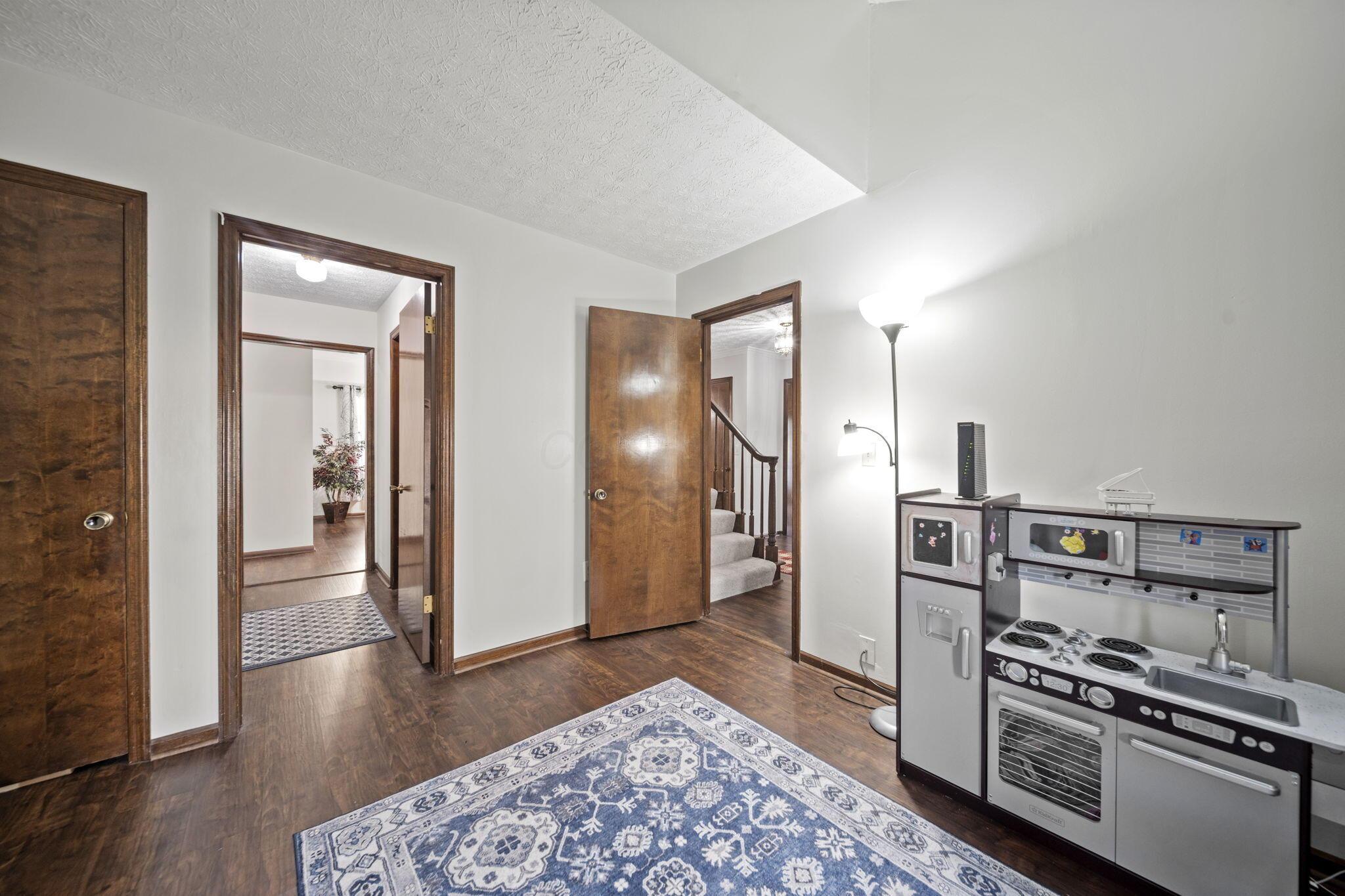 2403 Olde Sawmill Boulevard, Dublin, Ohio image 19