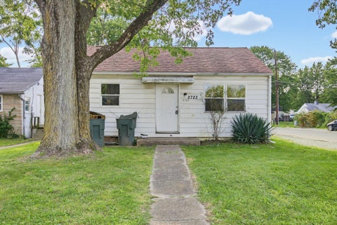 Photo of 2723 Mcguffey Road, Columbus, OH 43211 (MLS # 226032237)