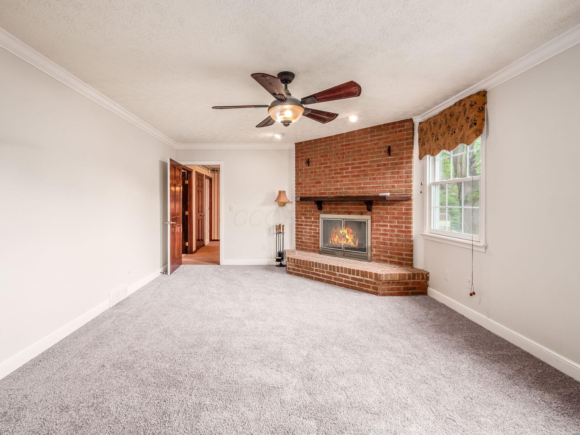 3435 Rolling Hills Lane, Grove City, Ohio image 23