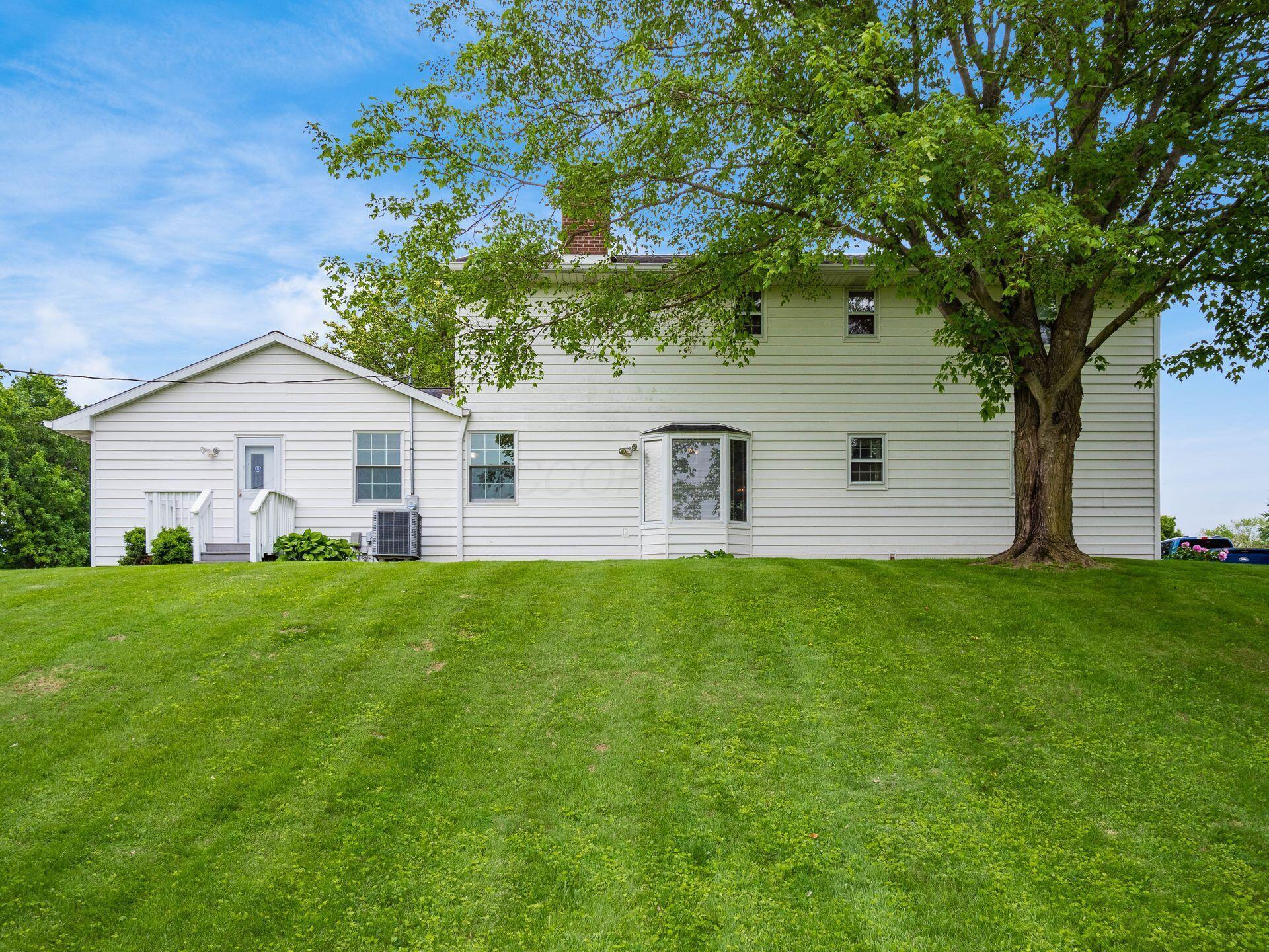 3435 Rolling Hills Lane, Grove City, Ohio image 5