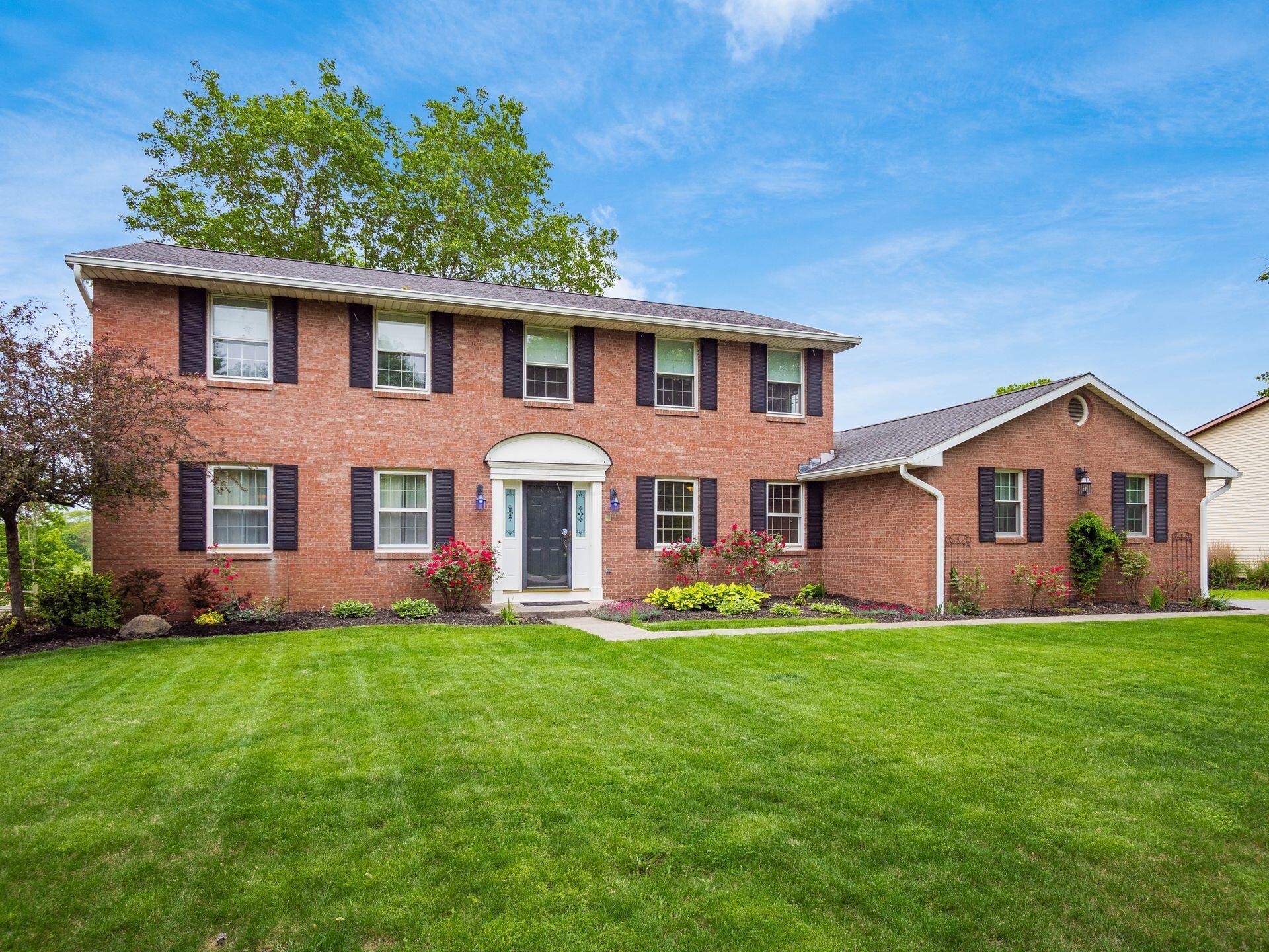 3435 Rolling Hills Lane, Grove City, Ohio image 3