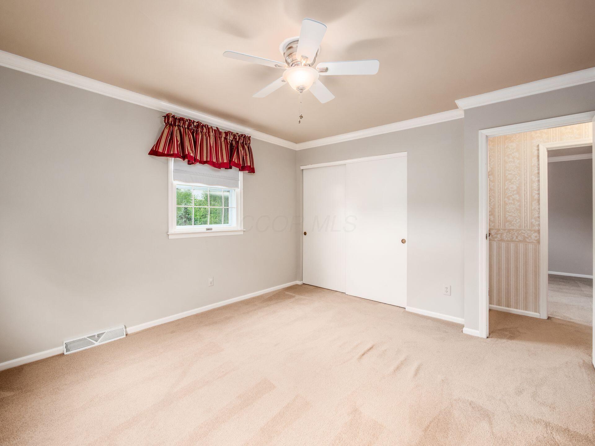 3435 Rolling Hills Lane, Grove City, Ohio image 35