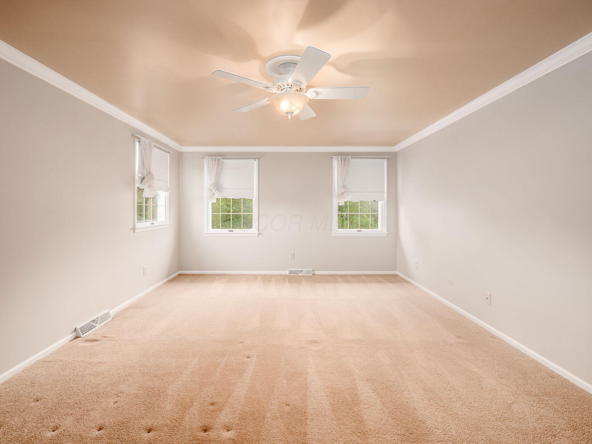 3435 Rolling Hills Lane, Grove City, Ohio image 26