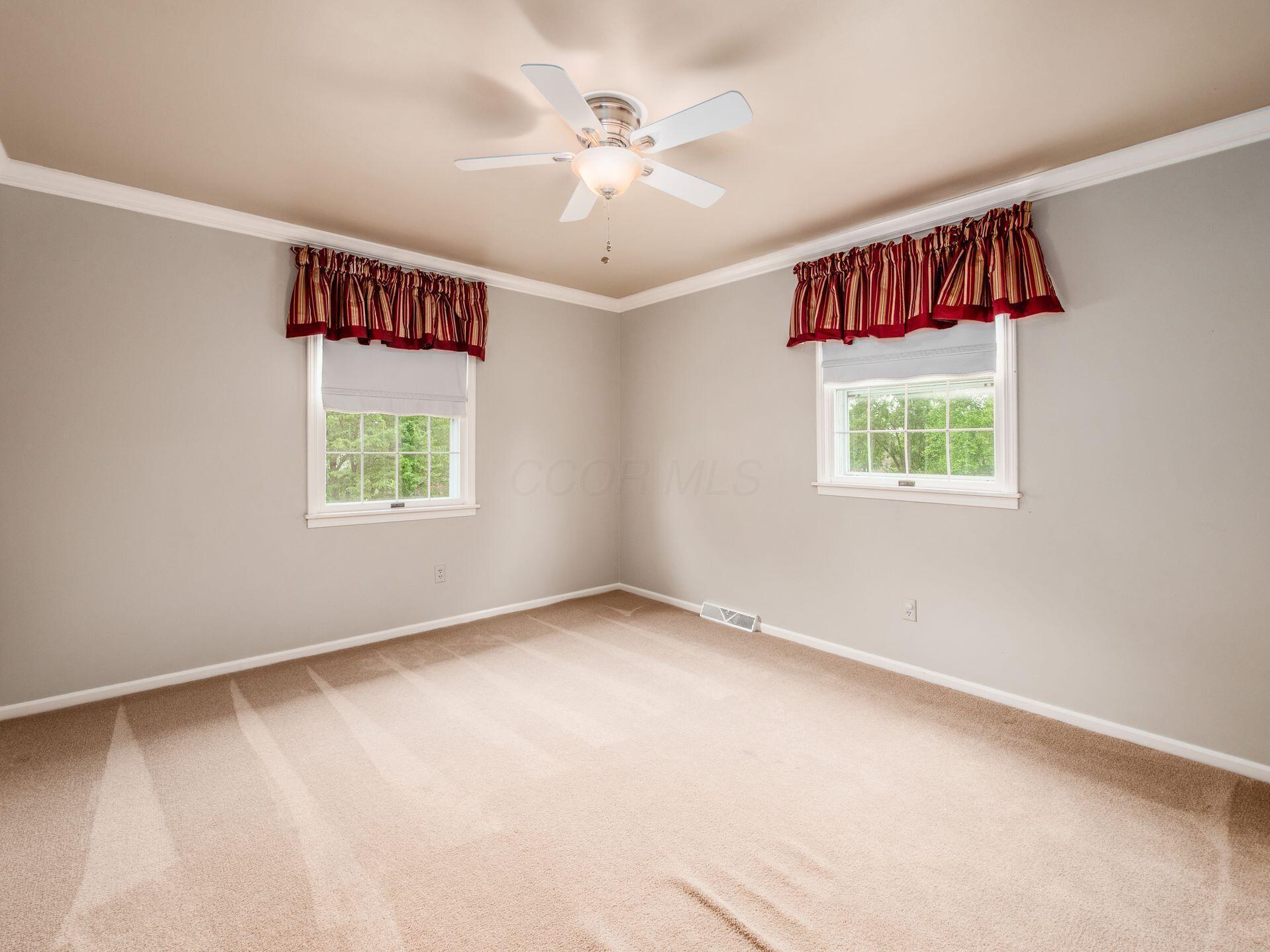 3435 Rolling Hills Lane, Grove City, Ohio image 33