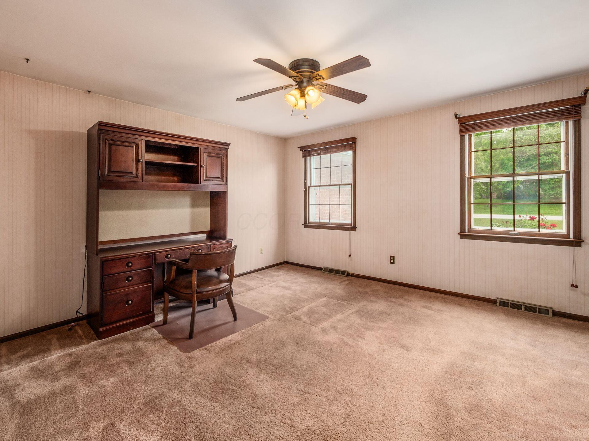 3435 Rolling Hills Lane, Grove City, Ohio image 11