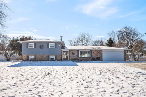 Photo of 2820 Scenic Road, Marion, OH 43302 (MLS # 226002040)