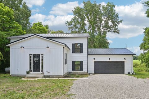 Single Family Residence in Cardington OH 6070 County Road 25.jpg